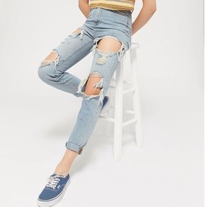 BDG High Rise Mom Jeans Destroyed Light Wash